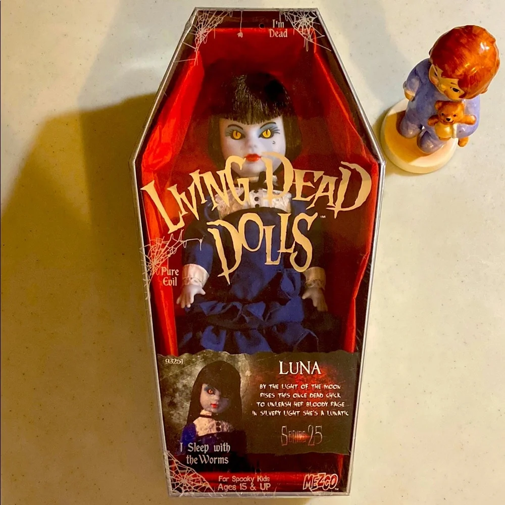 Living Dead Dolls Luna